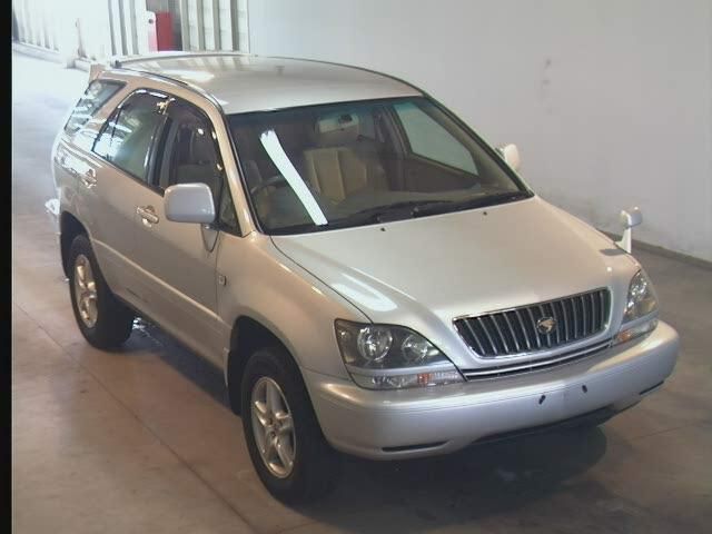 1999 Toyota Harrier