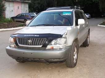 1999 Toyota Harrier