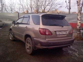 1999 Toyota Harrier