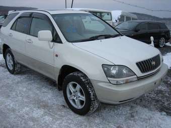 1999 Toyota Harrier