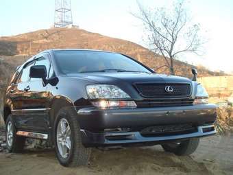 1999 Toyota Harrier