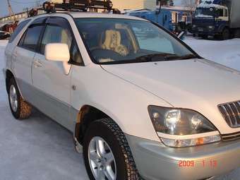1999 Toyota Harrier