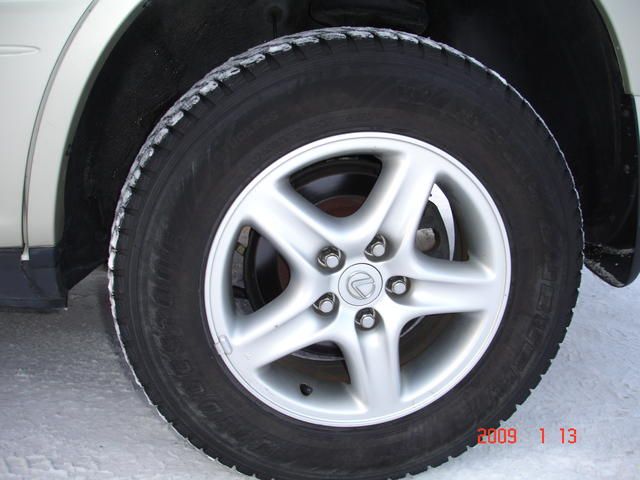 1999 Toyota Harrier