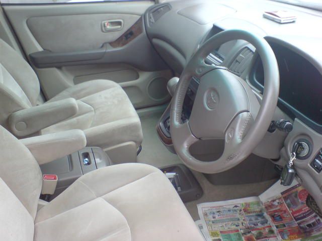 1999 Toyota Harrier