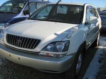 1999 Toyota Harrier