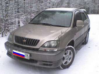 1999 Toyota Harrier