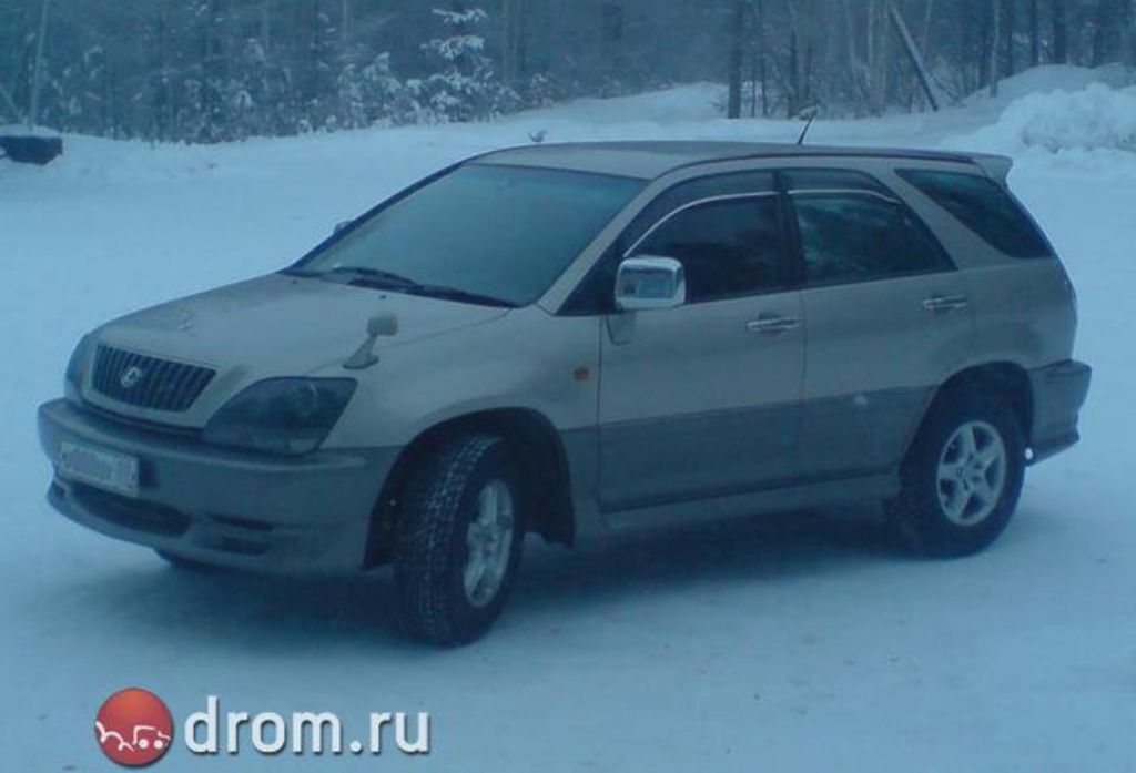 1999 Toyota Harrier