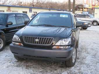1999 Toyota Harrier