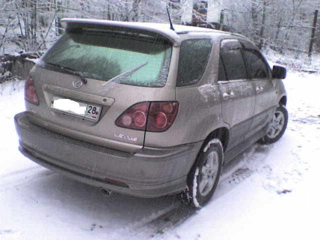 1999 Toyota Harrier