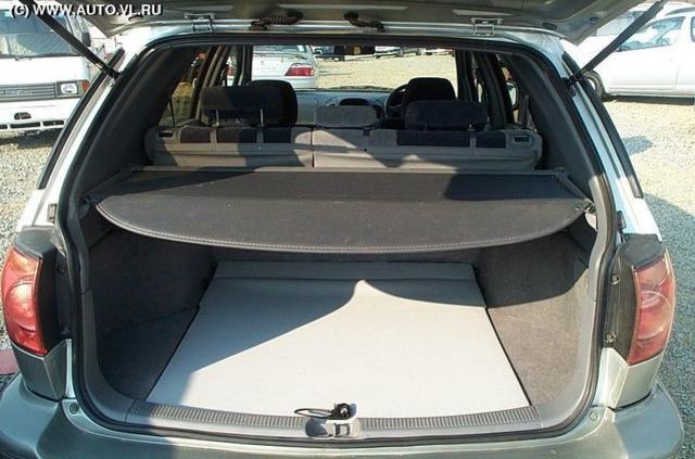 1999 Toyota Harrier