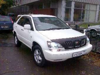 1999 Toyota Harrier