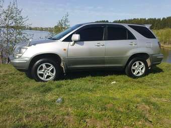 1999 Toyota Harrier