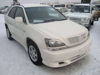 1999 Toyota Harrier