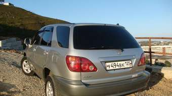 1999 Toyota Harrier
