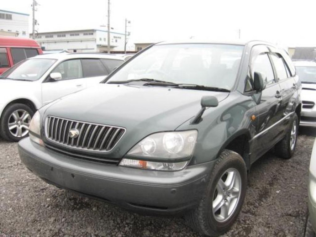 1999 Toyota Harrier