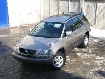 1999 Toyota Harrier