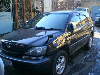 1999 Toyota Harrier