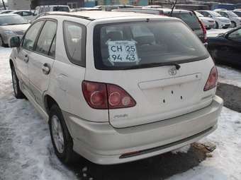 1999 Toyota Harrier