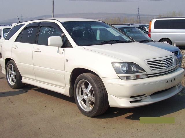1999 Toyota Harrier