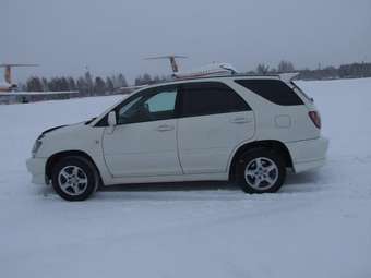 1999 Toyota Harrier