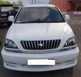 1999 Toyota Harrier