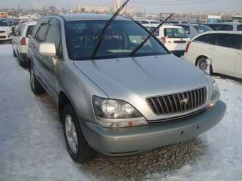 1999 Toyota Harrier