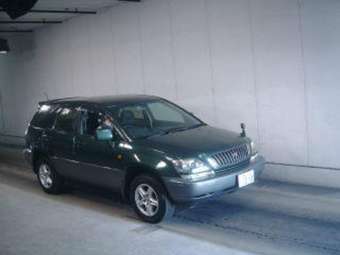 1999 Toyota Harrier