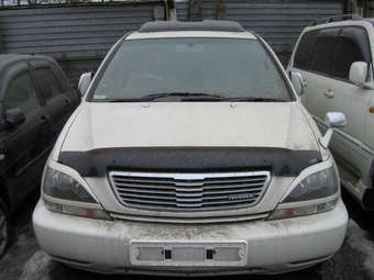 1999 Toyota Harrier