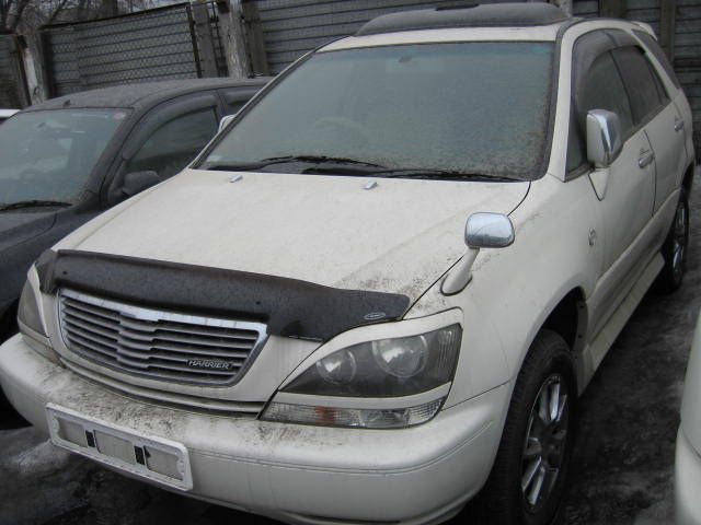 1999 Toyota Harrier