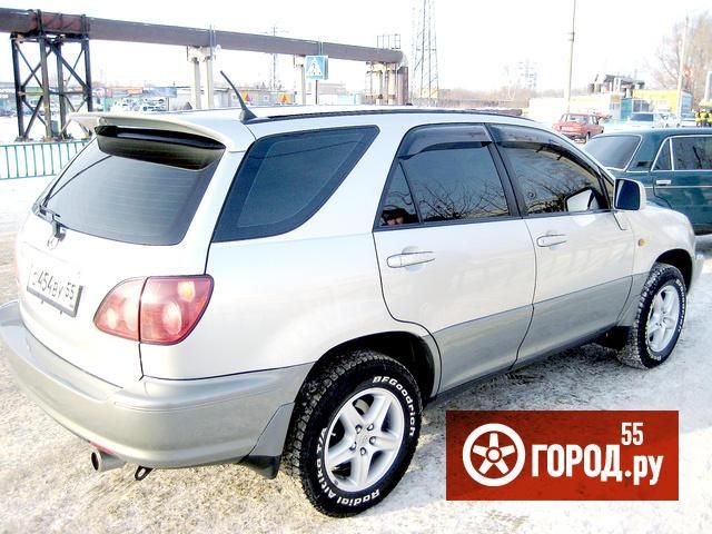 1999 Toyota Harrier