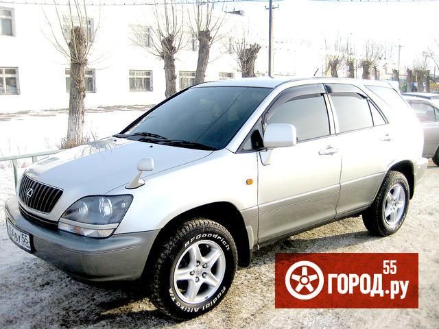 1999 Toyota Harrier