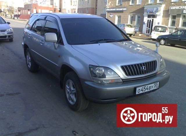 1999 Toyota Harrier