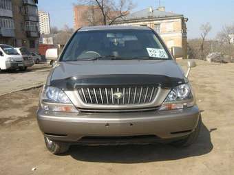 1999 Toyota Harrier