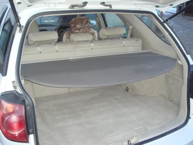 1999 Toyota Harrier