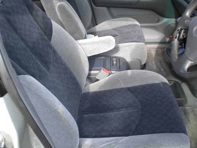 1999 Toyota Harrier