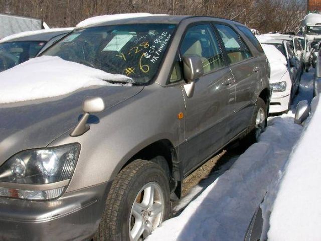 1999 Toyota Harrier