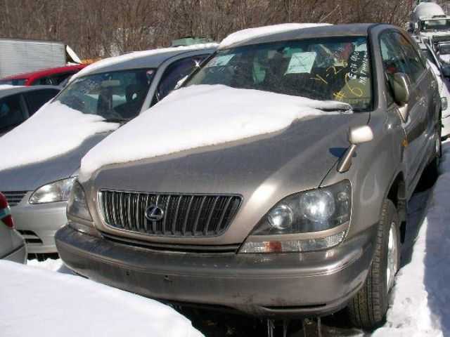1999 Toyota Harrier