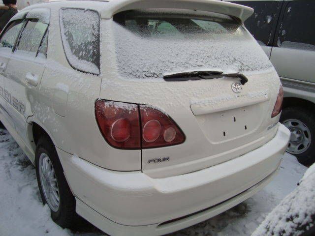 1999 Toyota Harrier