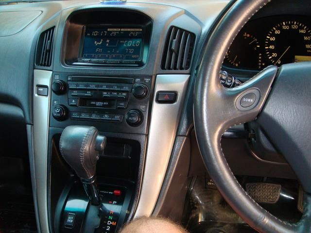 1999 Toyota Harrier