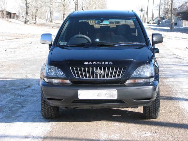 1999 Toyota Harrier