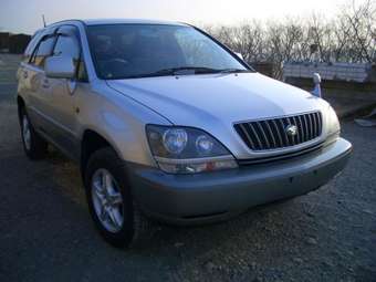 1999 Toyota Harrier