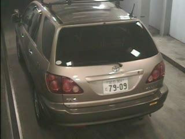 1999 Toyota Harrier