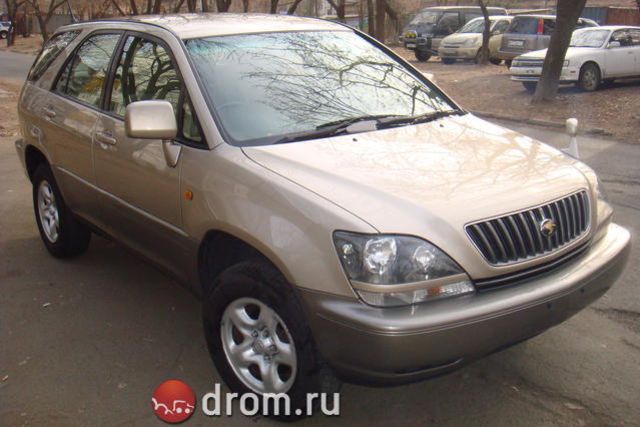 1999 Toyota Harrier