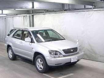 1999 Toyota Harrier