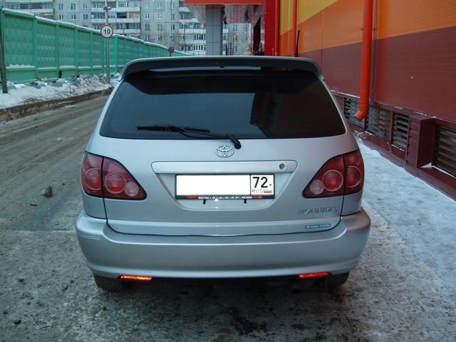 1999 Toyota Harrier