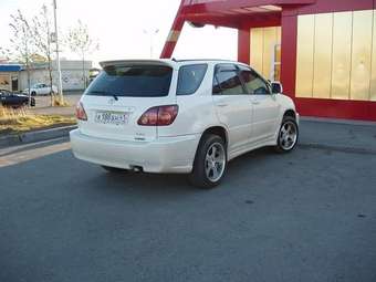 1999 Toyota Harrier