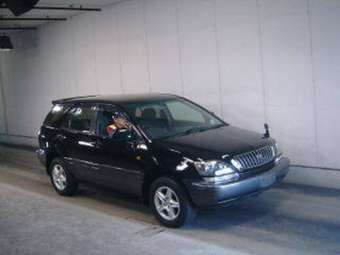 1999 Toyota Harrier