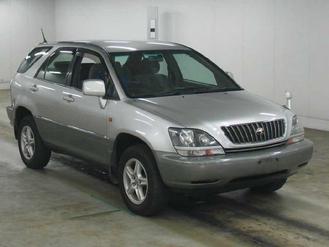 1999 Toyota Harrier