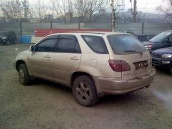 1999 Toyota Harrier