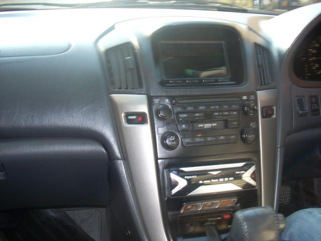 1999 Toyota Harrier